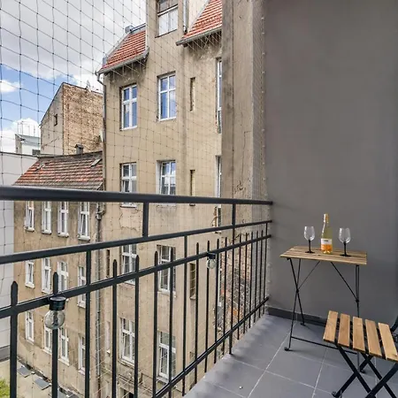 Kwiatowa Apartments Poznan City Center By Noclegi Renters Exterior photo